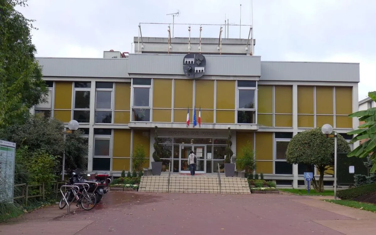 Suivi et affichage d'un permis de construire à Arcueil