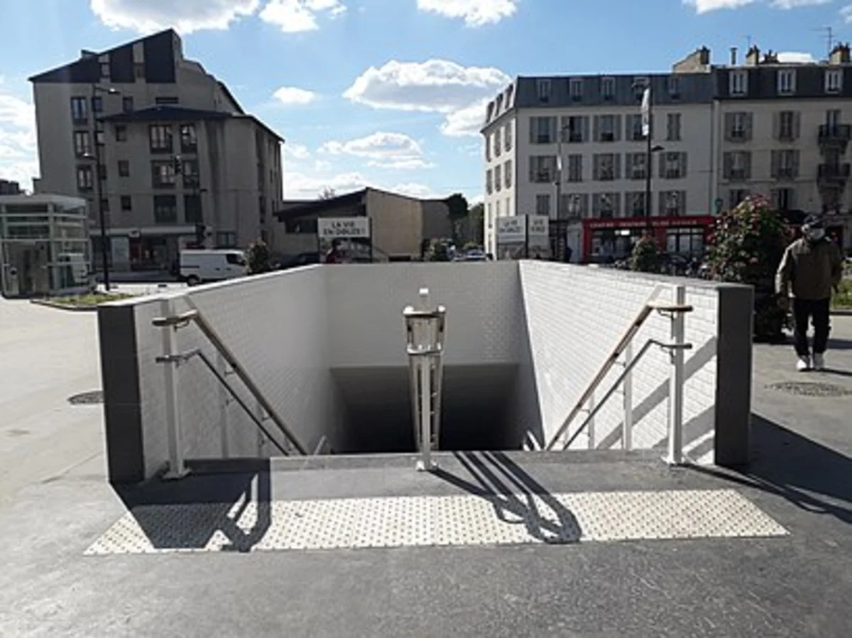 Permis de construire à Aubervilliers - illustration du suivi de chantier et du dossier
