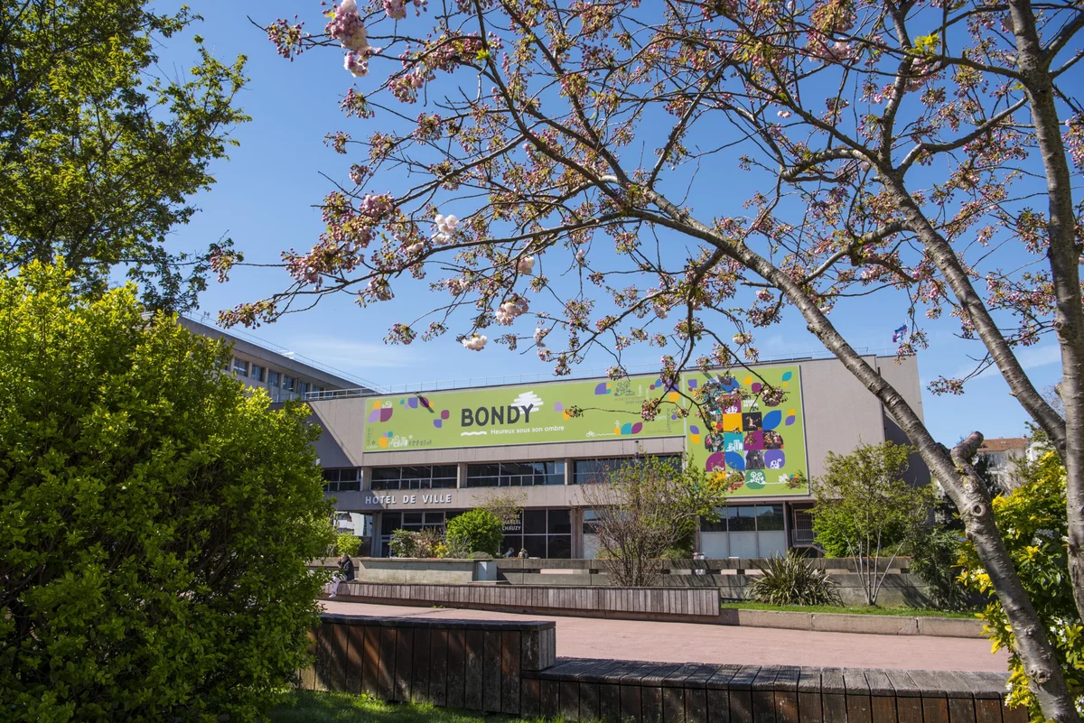Suivi et affichage d'un permis de construire à Bondy