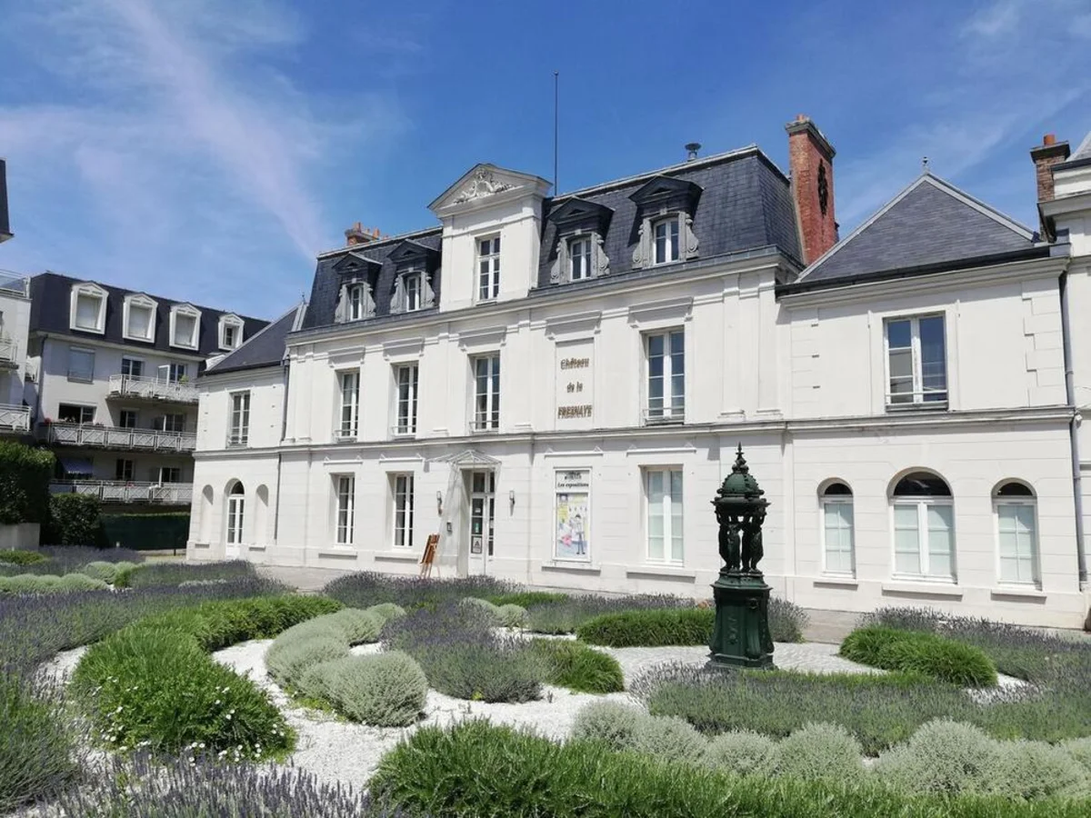 Suivi et affichage d'un permis de construire à Combs-la-Ville