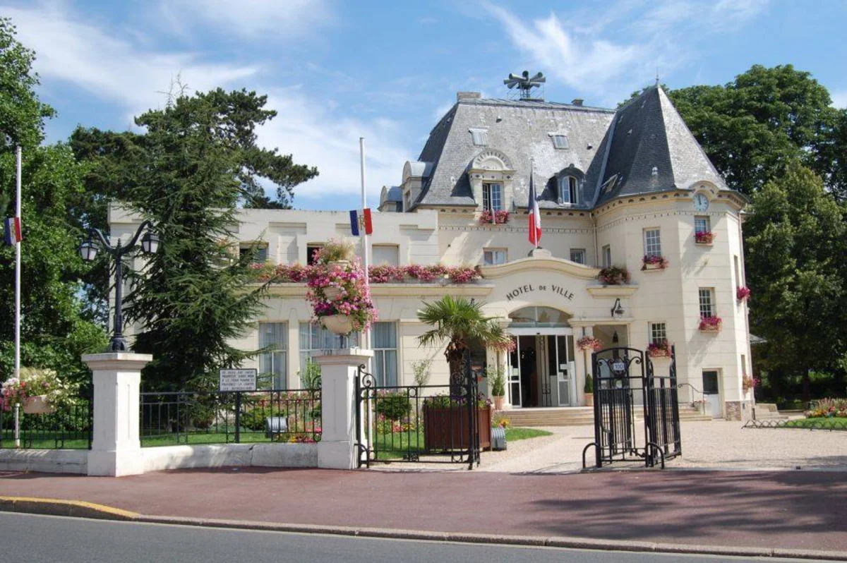 Suivi et affichage d'un permis de construire à Ermont 95120