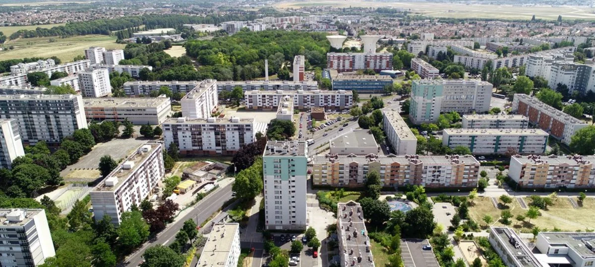Suivi et affichage d'un permis de construire à Garges-lès-Gonesse
