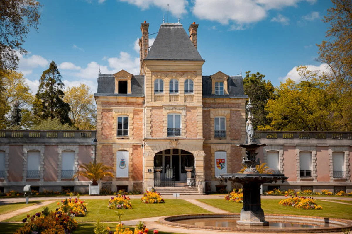 Permis de construire à Livry-Gargan - illustration du suivi de chantier et du dossier