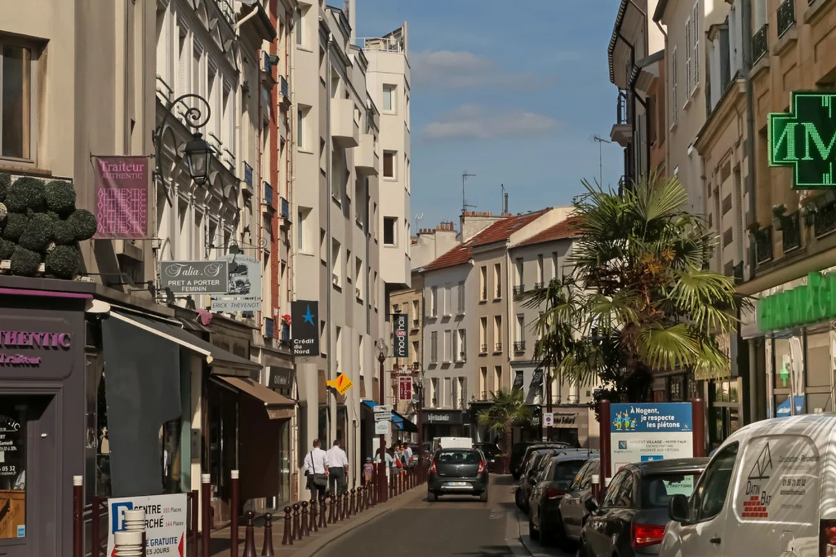 Permis de construire à Nogent-sur-Marne - illustration du suivi de chantier et du dossier