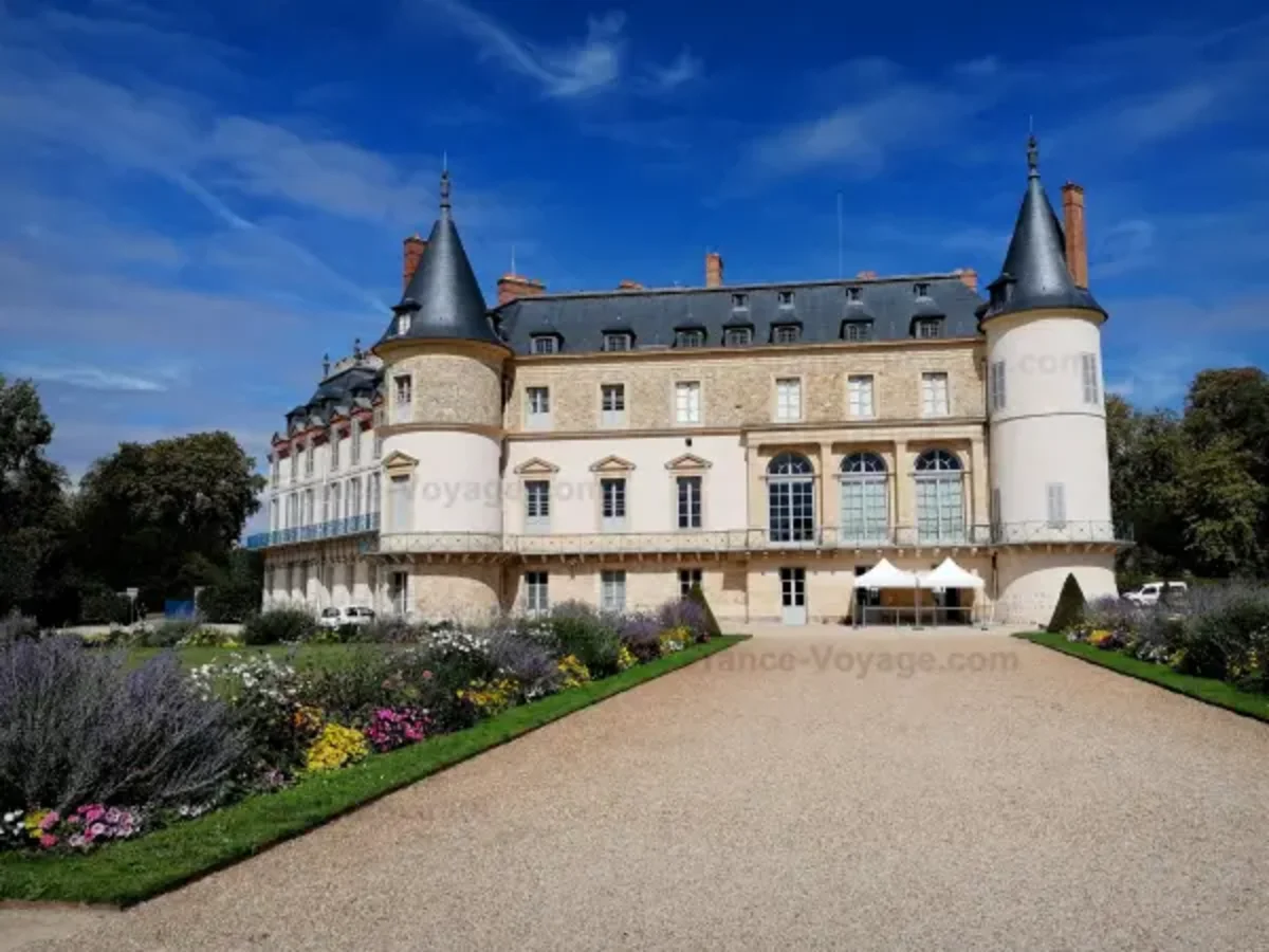 Suivi et affichage d'un permis de construire à Rambouillet