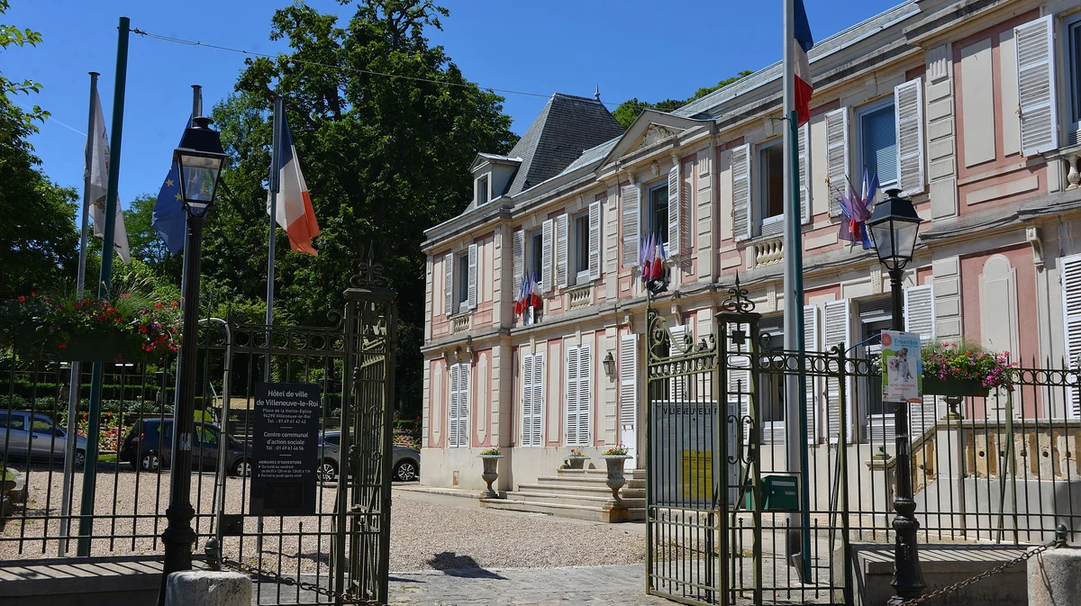 Suivi et affichage d'un permis de construire à Villeneuve-le-Roi