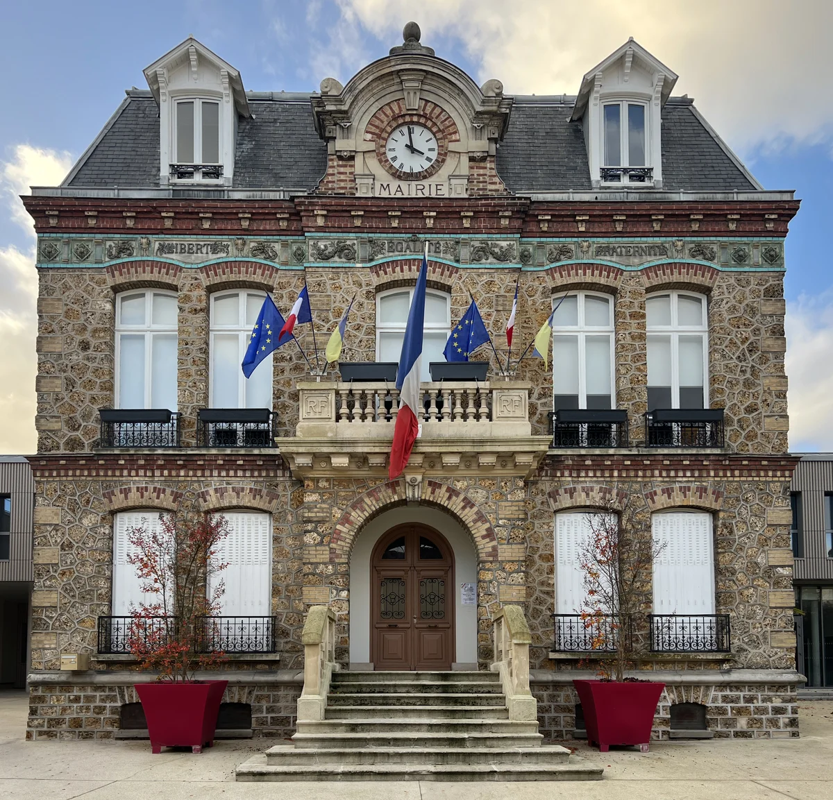 Suivi et affichage d'un permis de construire à Villiers-le-Bel